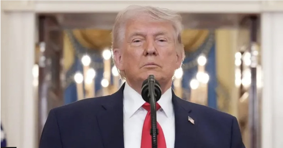 Ông Trump nhắc Iran về hạn chót mở lại eo biển Hormuz