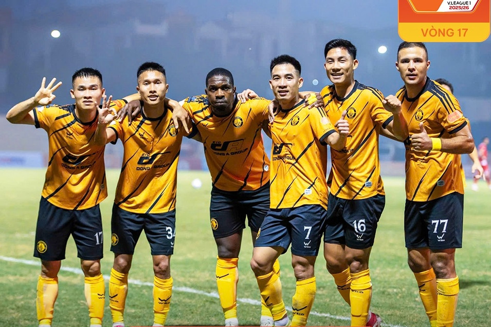  Thanh Hóa thắng khó tin CA TPHCM, Thể Công thoát thua phút chót 