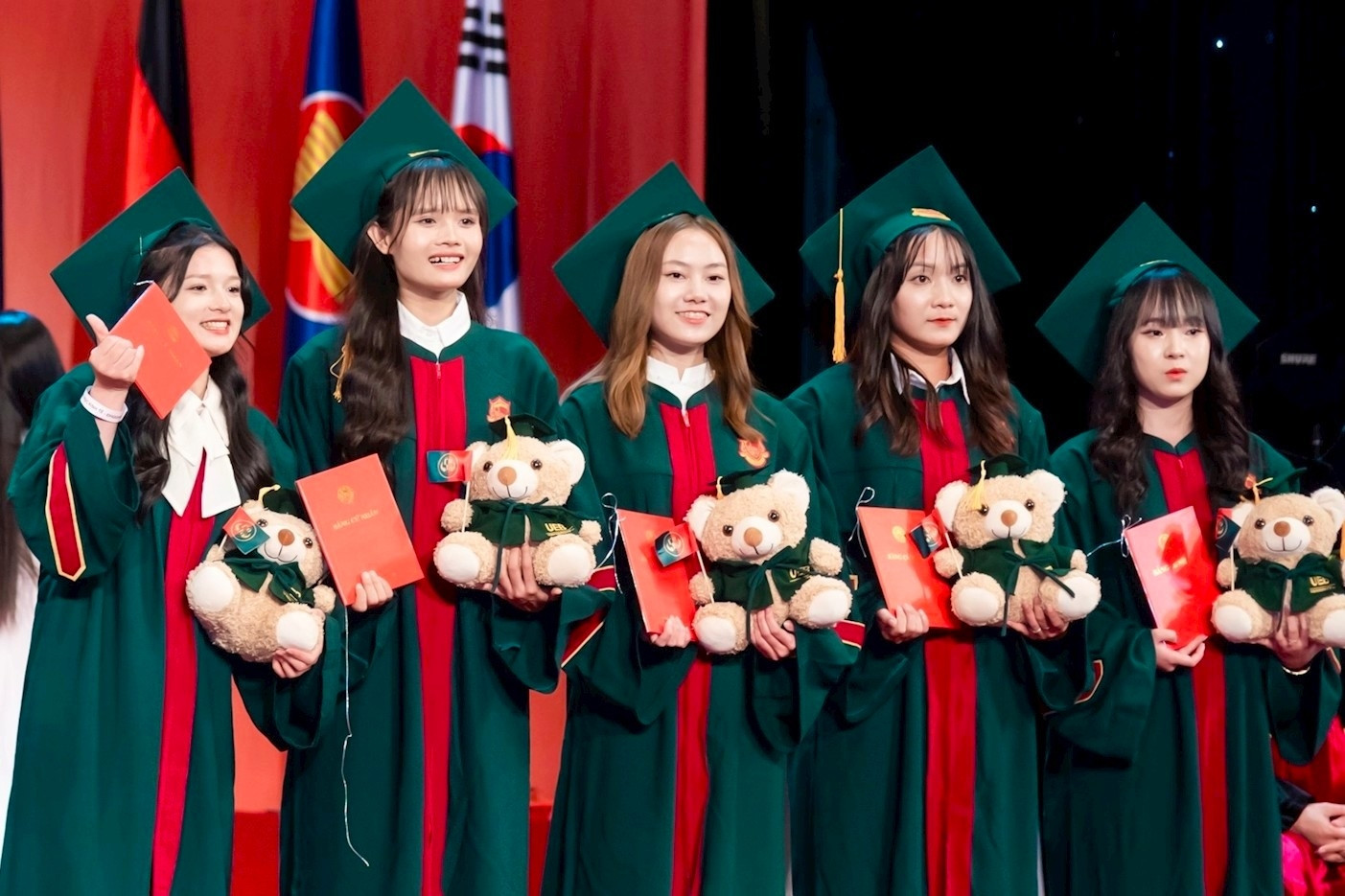 Trường ĐH Kinh tế - ĐH Quốc gia Hà Nội công bố phương thức tuyển sinh năm 2026