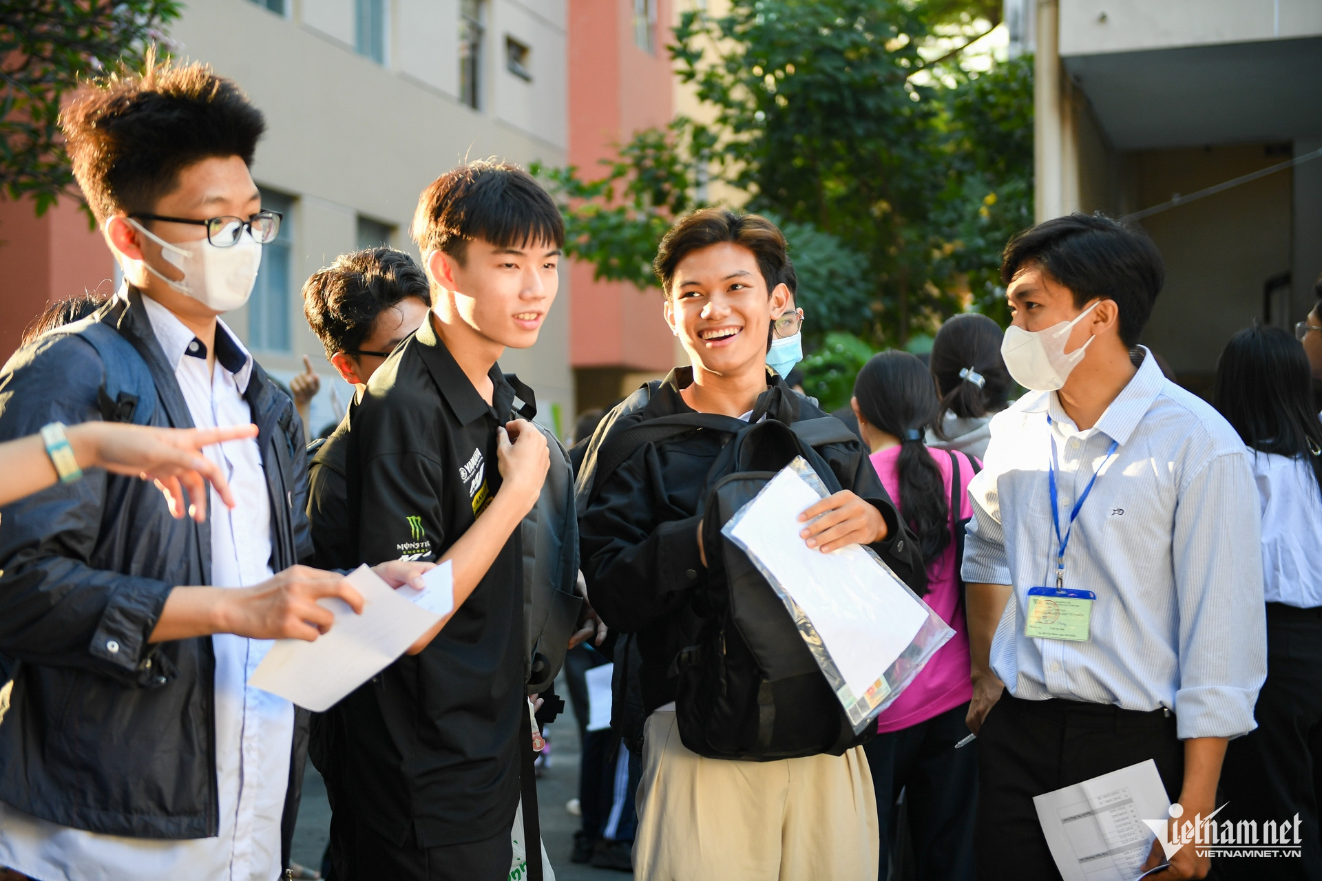 W-thi đánh giá năng lực TPHCM   Nguyễn Huế_ 8.jpg