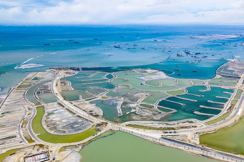 Bất động sản Việt Nam trở thành 'vịnh trú ẩn' của dòng tiền tỷ USD