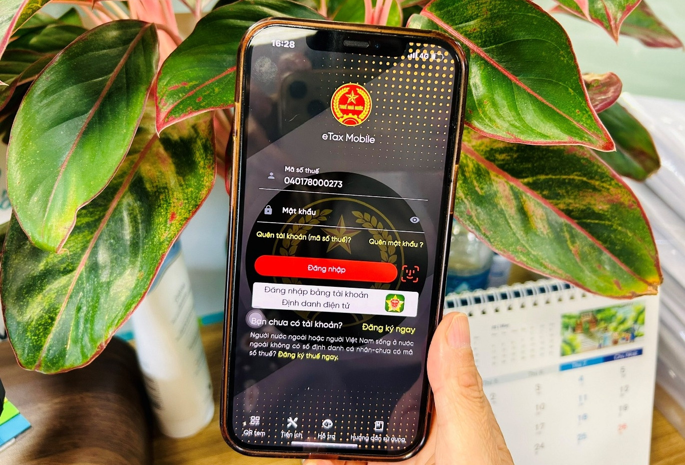 Hướng dẫn 5 bước phản ánh khi phát hiện bị khai khống thu nhập qua eTax Mobile