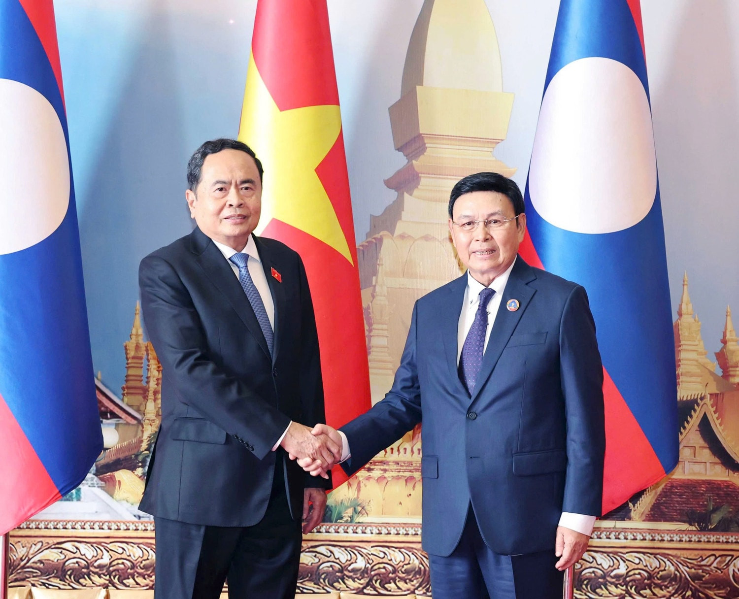 images 4369b9ea9008668c614accdbfa4942d2cad9874313d7d133e979a9b5895bc6f163483060642c97031959f63ba64cb47a84a7f0e98f6d1708ff7d5d6c30c8863e _hoi dam01 9218 4469.jpg