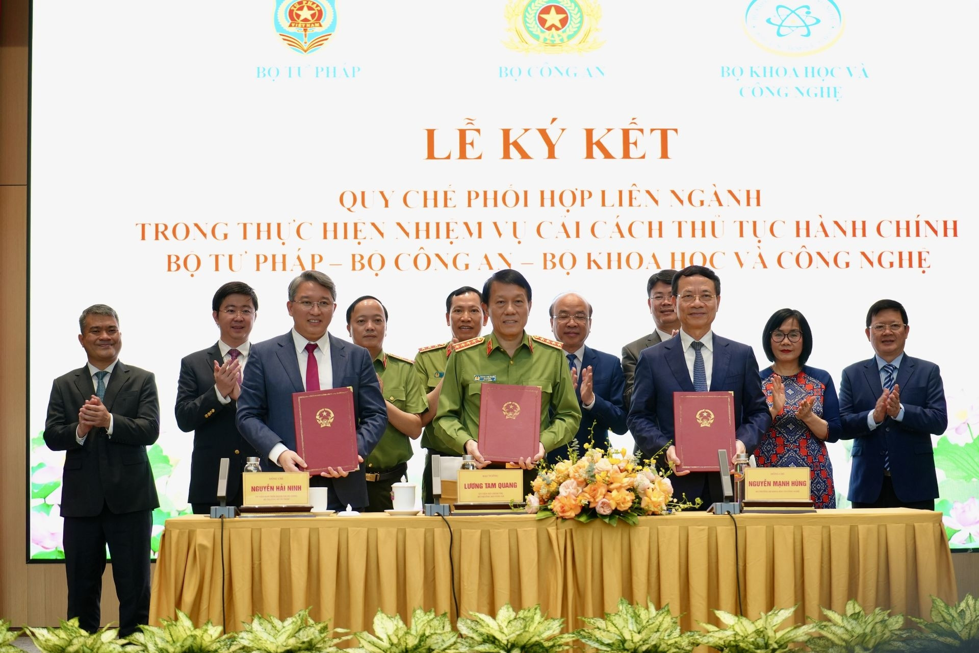 Phối hợp liên ngành thực hiện cải cách thủ tục hành chính