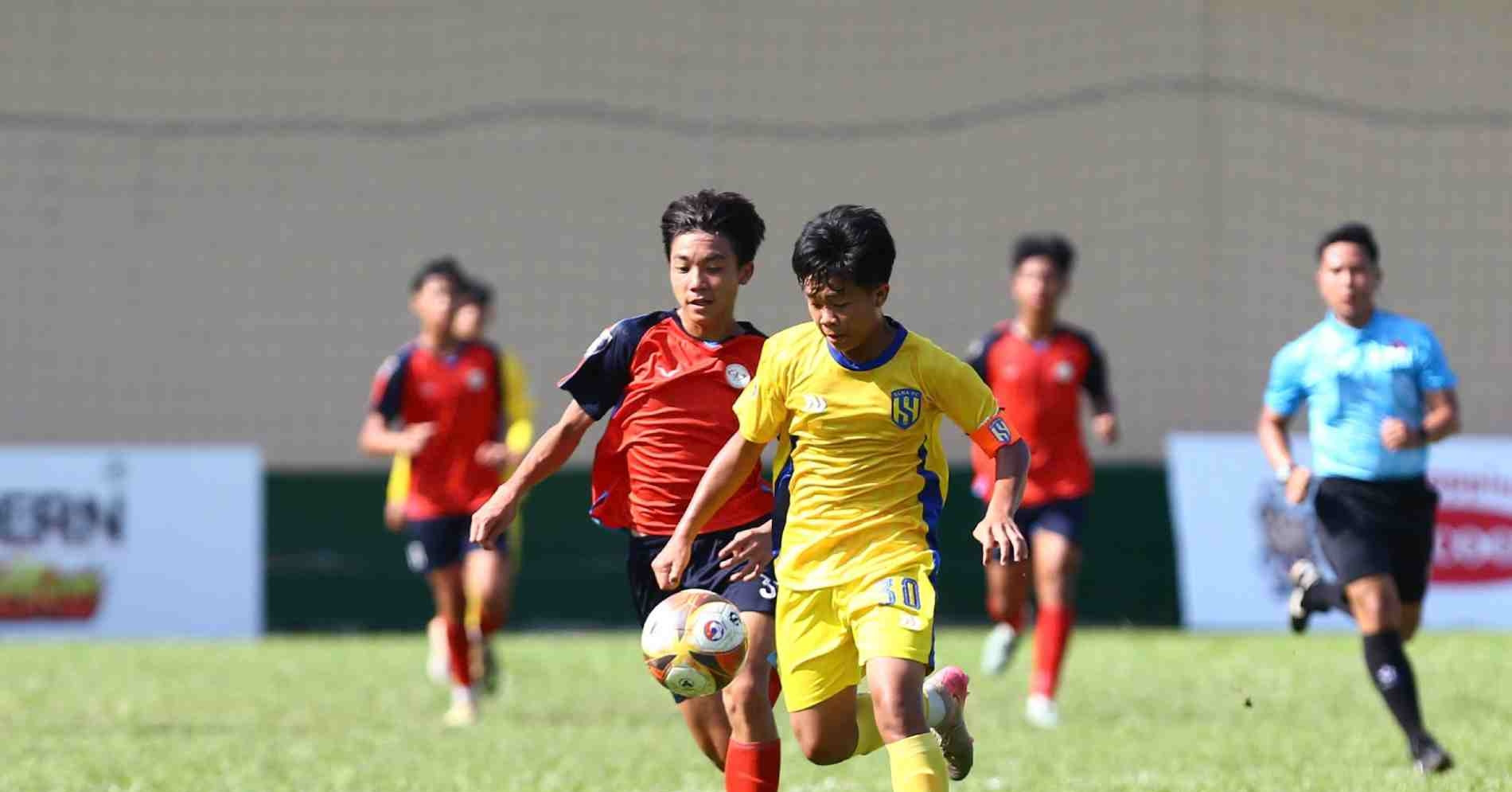 SLNA toàn thắng, Quảng Nam nhận &amp;apos;vé vớt&amp;apos; tứ kết U15 quốc gia