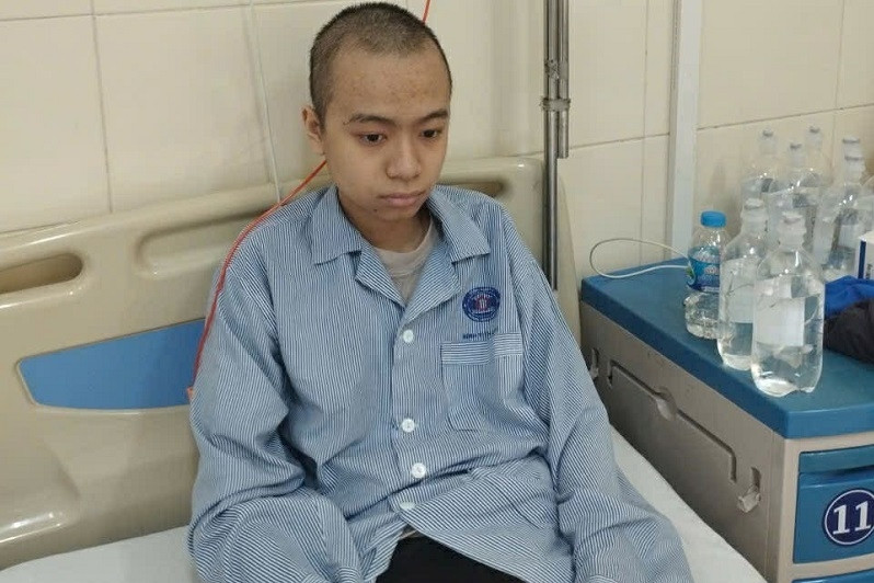 Sợ bố mẹ phải bán nhà, nam sinh mắc ung thư ở Bắc Ninh nhiều lần xin rời viện