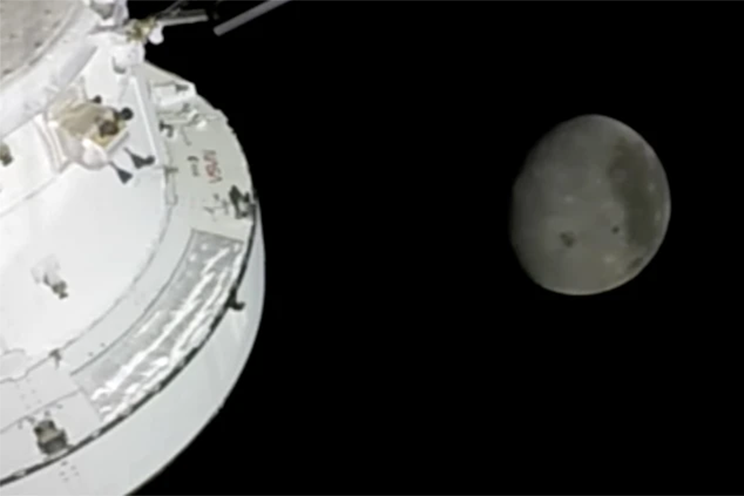 Artemis II lập kỷ lục mới: Phi hành gia bay xa Trái Đất nhất trong lịch sử