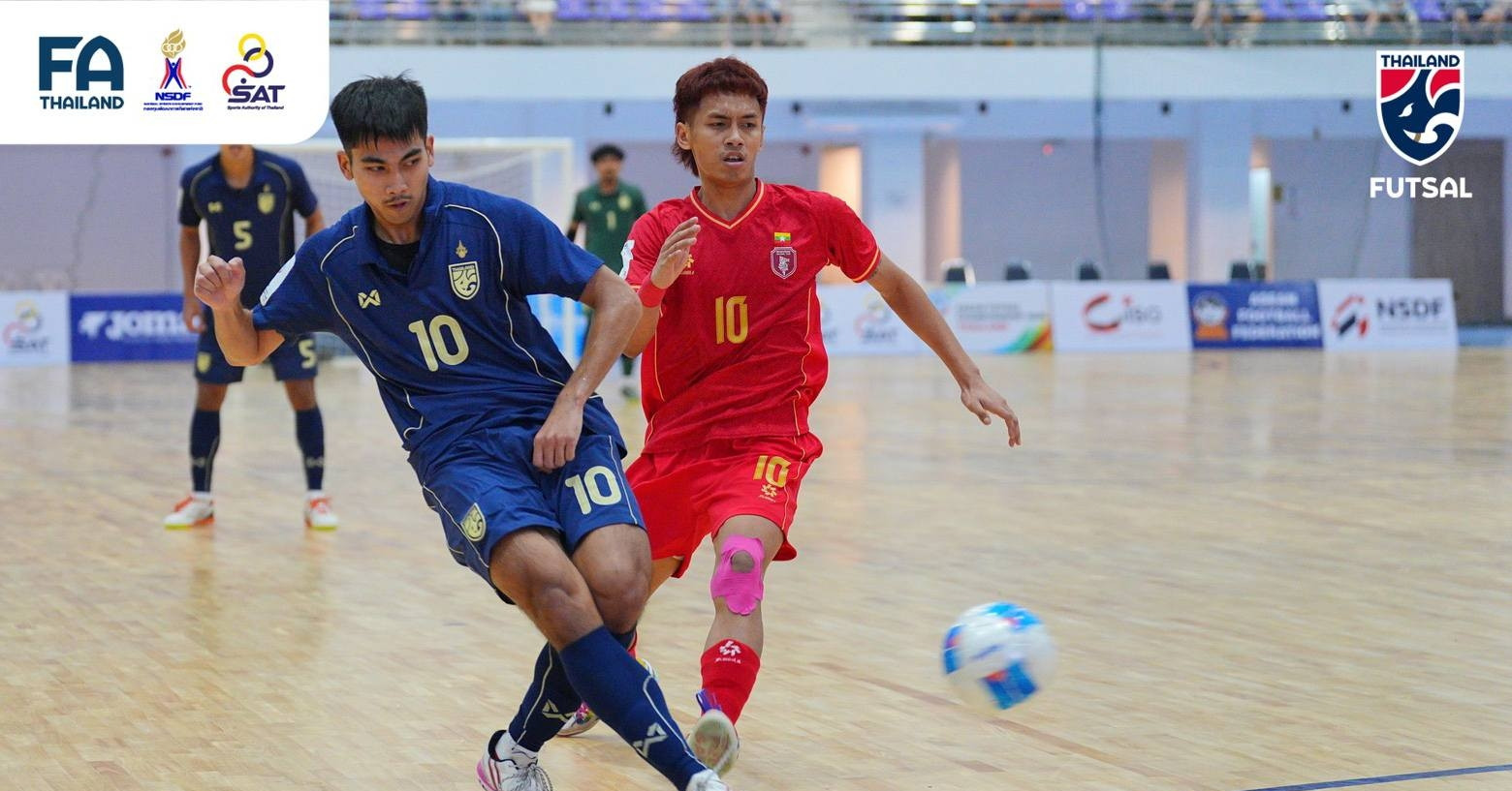 Thái Lan thắng nhọc Myanmar, nối gót futsal Việt Nam vào bán kết