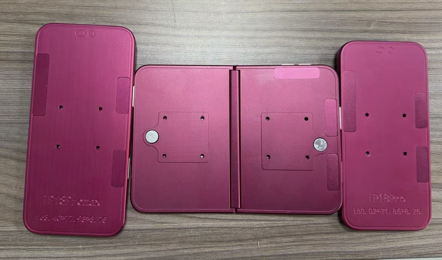 iPhone Fold mô hình 2.png