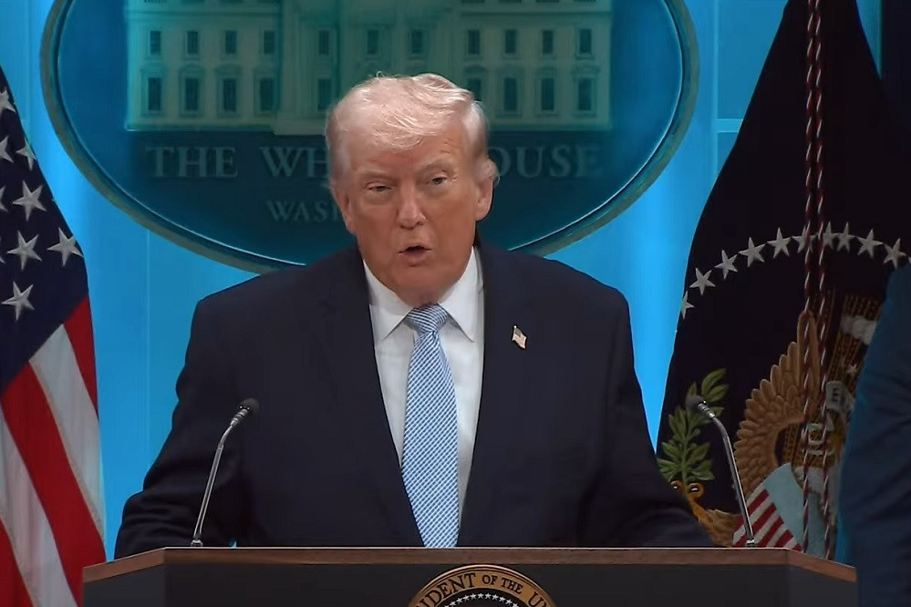 Ông Trump dọa bỏ tù phóng viên đăng tin về kế hoạch giải cứu phi công ở Iran