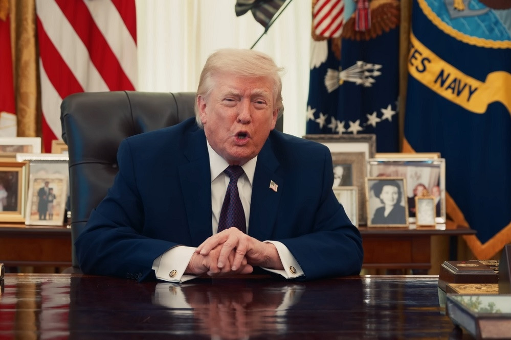 Ông Trump dọa ‘thổi bay cả nền văn minh của Iran’