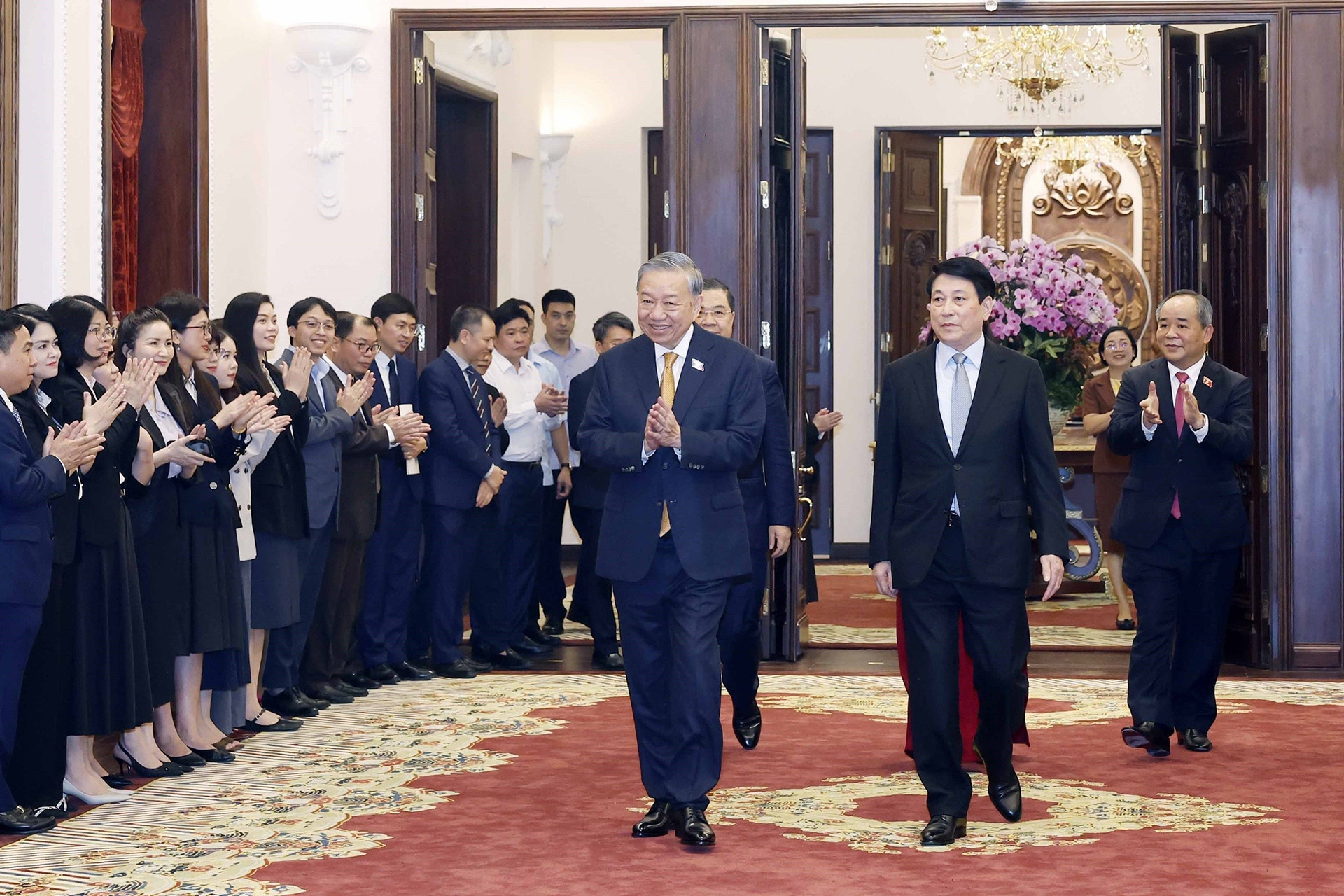 Tổng Bí thư, Chủ tịch nước Tô Lâm gặp mặt cán bộ Văn phòng Chủ tịch nước