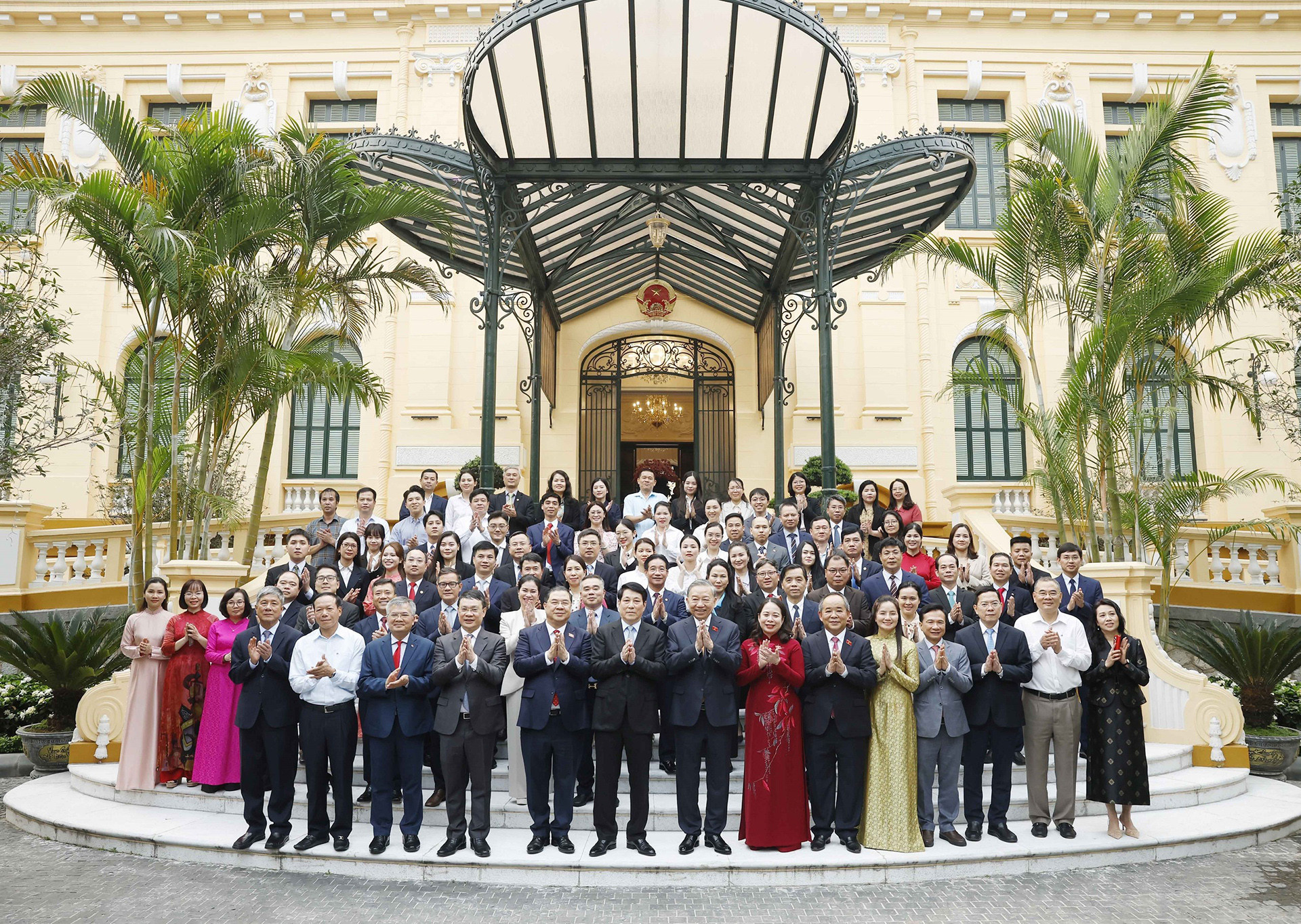 vnapotaltongbithuchutichnuoctolamgapmatcanbovanphongchutichnuoc8686833 17755644470621686523809.jpg