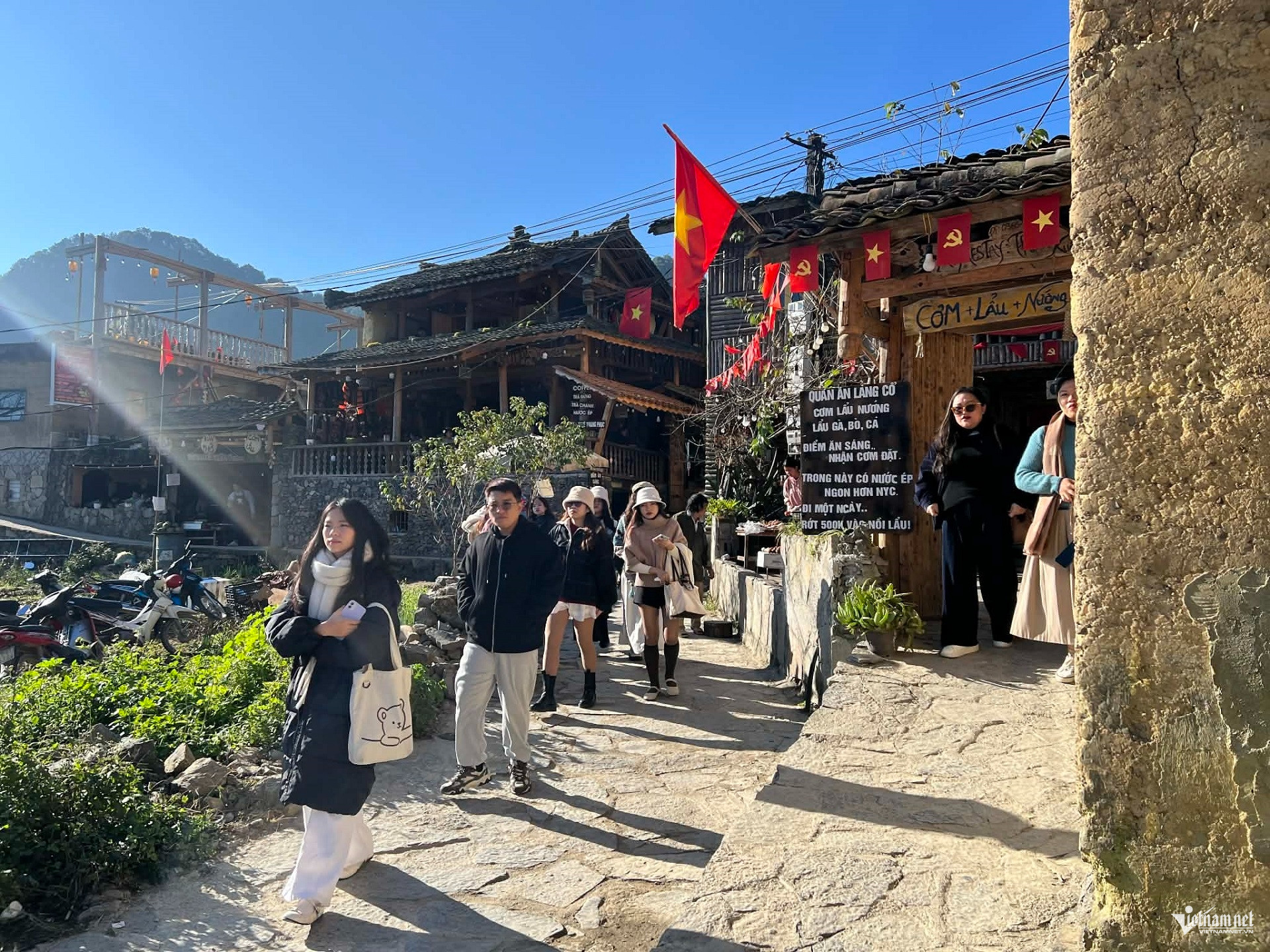 Box https://static-images.vnncdn.net/vps_images_publish/000001/000003/2026/4/7/w-anh-6-2949.jpg