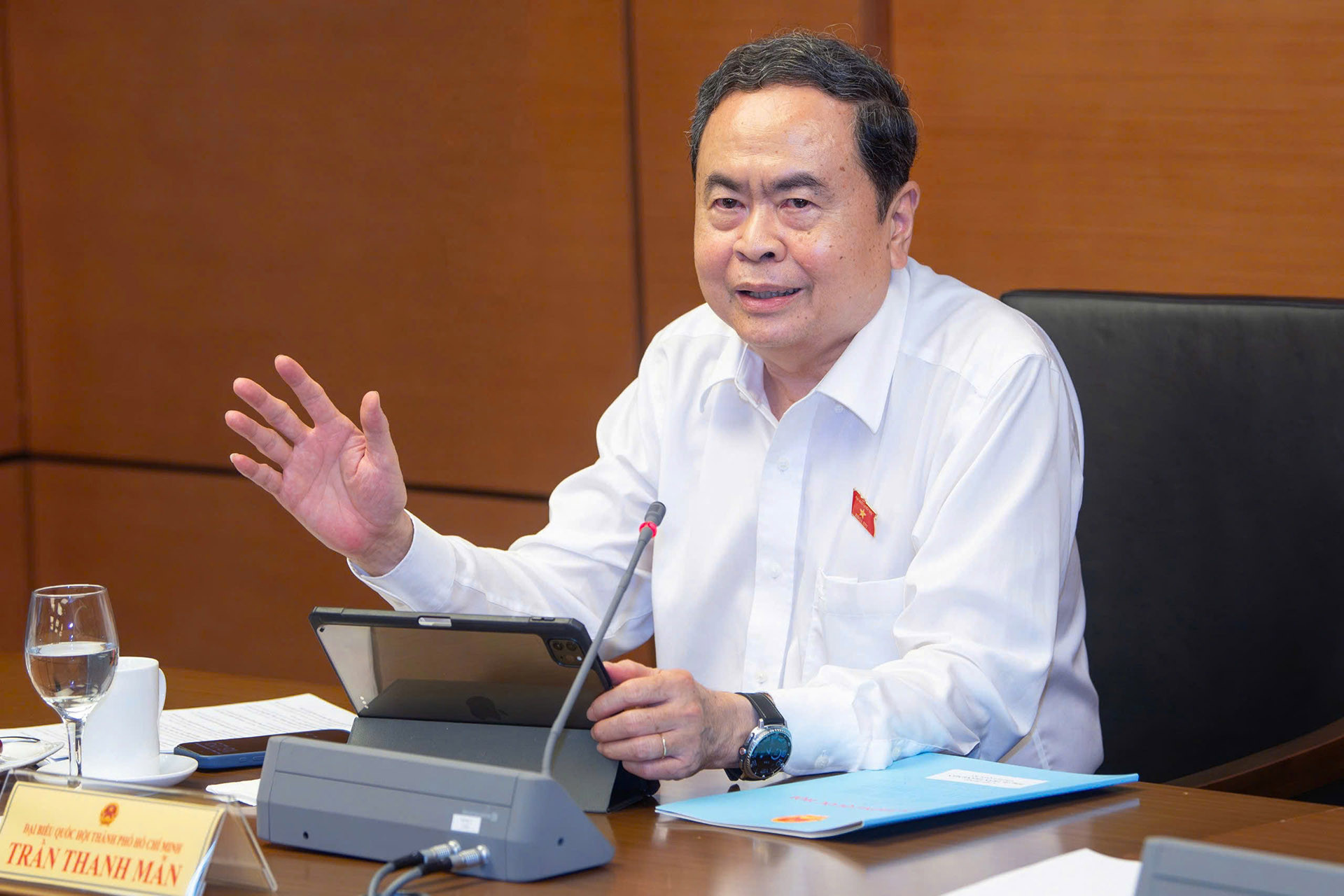 080420260511 ctqh thao luan to.jpg