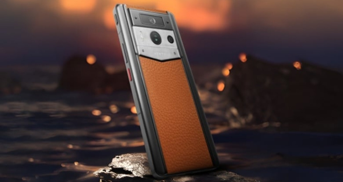 Bỏ ra hàng trăm triệu đồng mua điện thoại nhưng không dùng được app ngân hàng