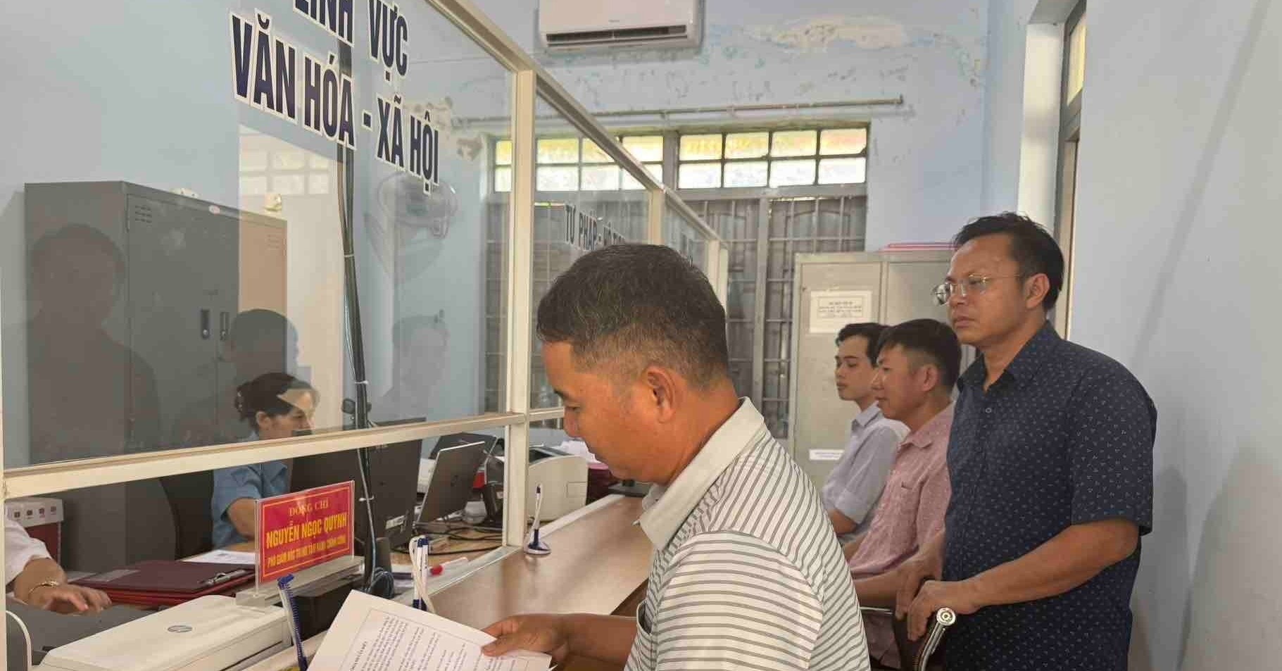 Chính quyền địa phương cấp xã biên giới Đắk Lắk bất ngờ với phản hồi từ người dân
