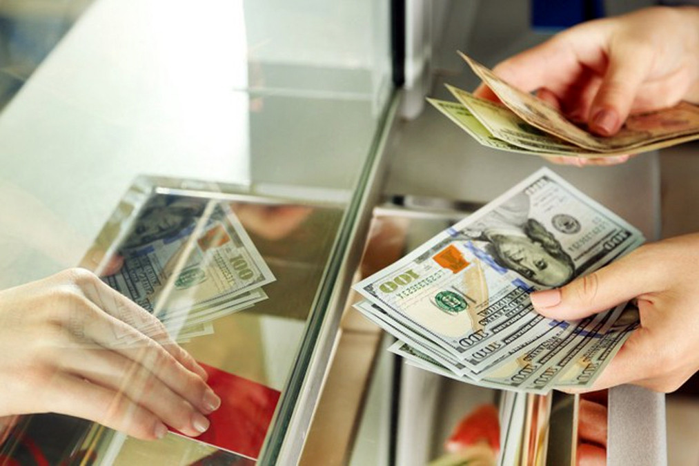 Chồng chuyển tiền cho người thân trước ly hôn: Có bị coi là tẩu tán tài sản?