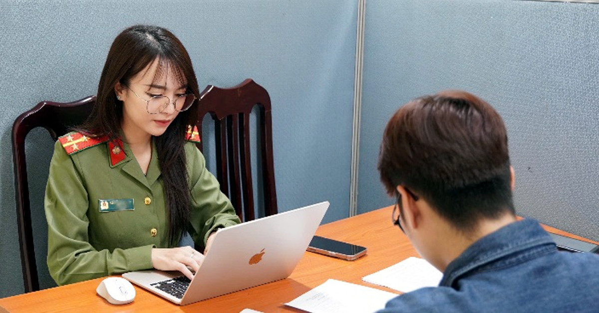 Dùng AI dựng hình ‘ngất xỉu ở cây xăng’, thanh niên bị công an mời làm việc