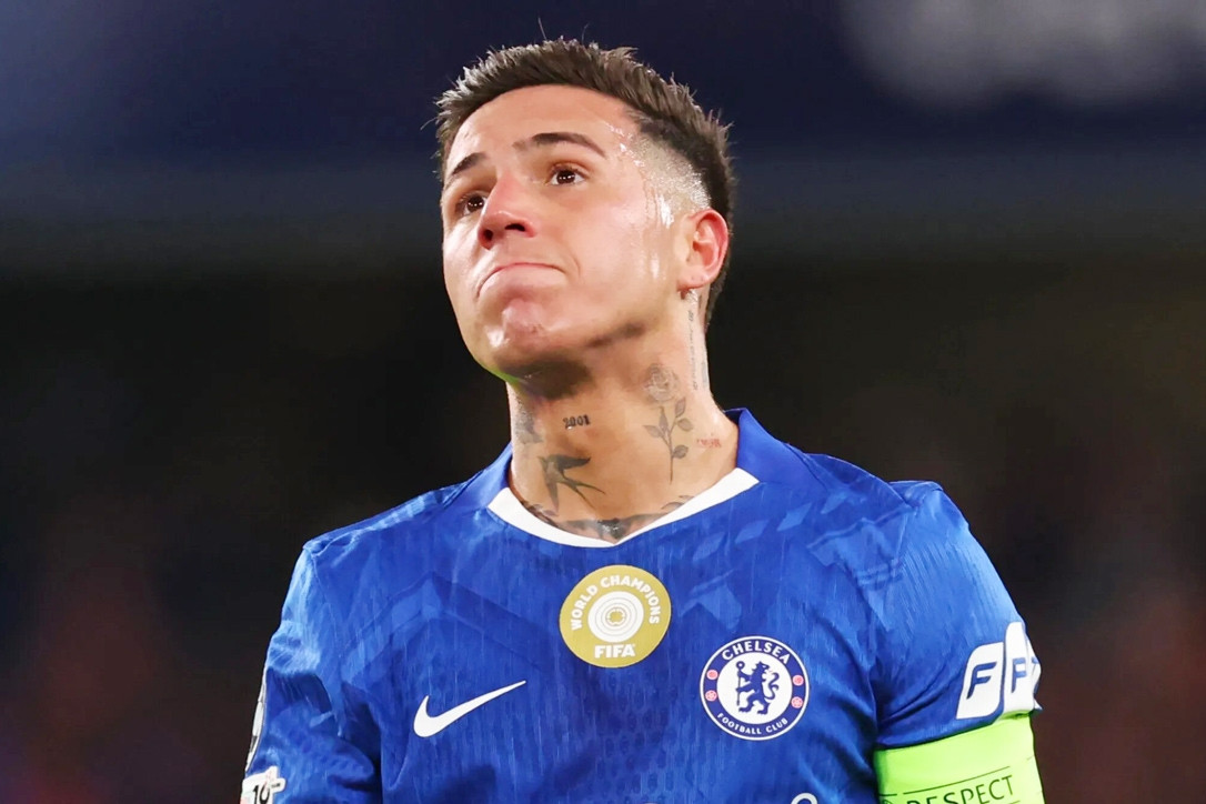 Enzo Fernandez nổi loạn ở Chelsea, nộp đơn đòi sang Real Madrid