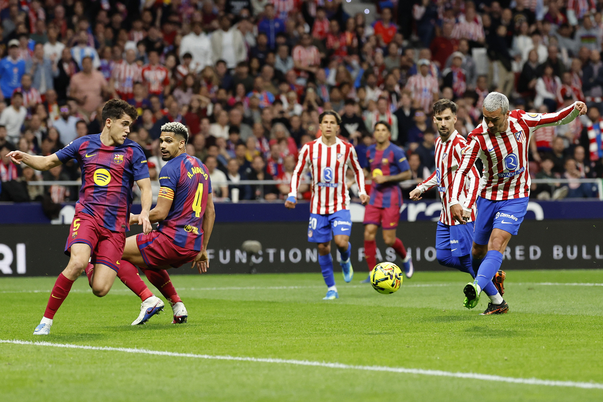 Griezmann Atletico Barca.jpg