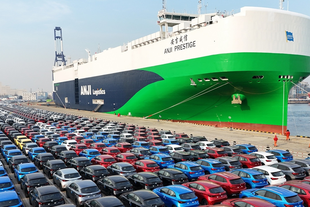 Ngành công nghiệp ô tô toàn cầu phải trả giá đắt vì chiến sự Trung Đông