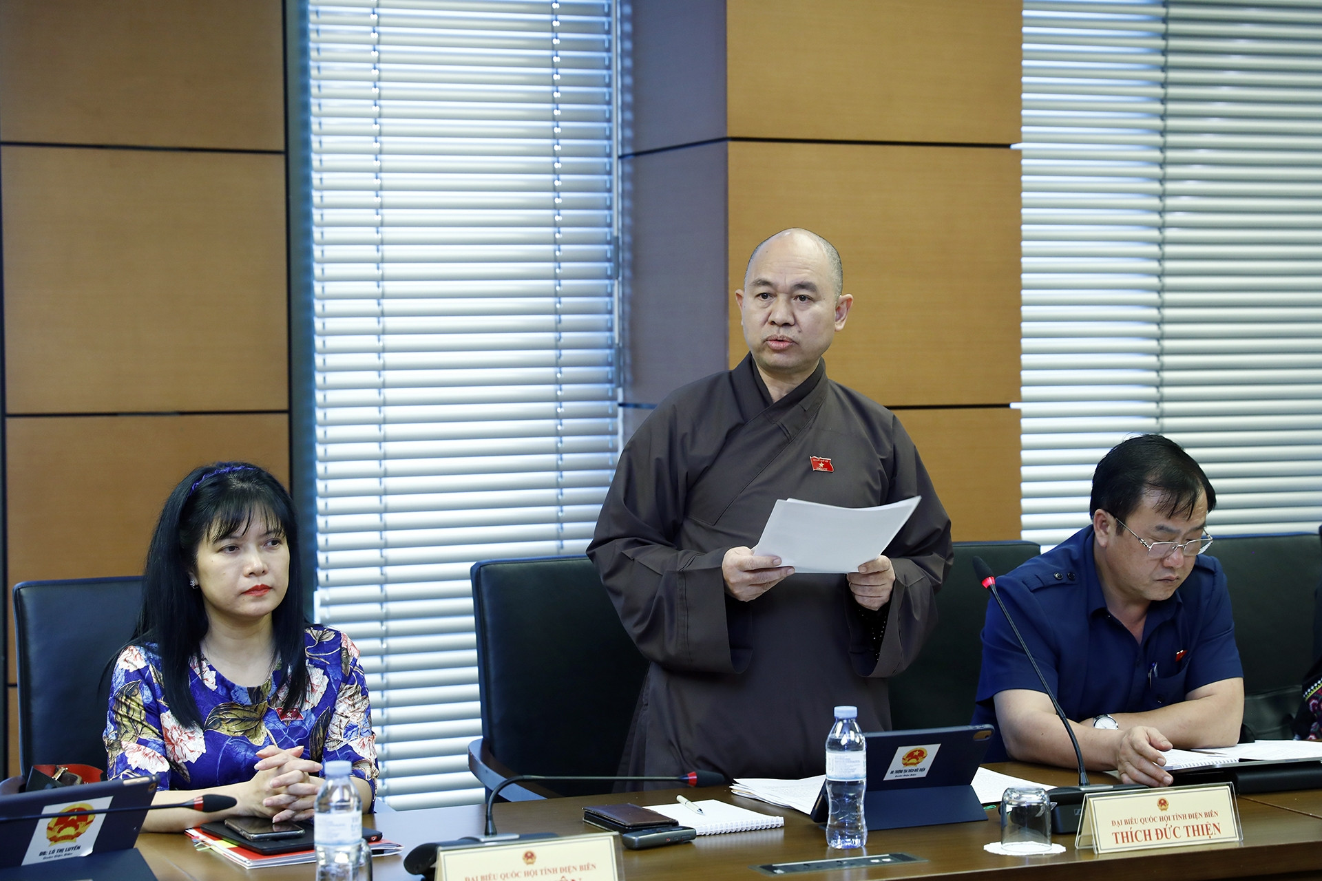 Robot 'chú tiểu' tụng kinh và chuyện dùng trí tuệ nhân tạo trong tín ngưỡng, tôn giáo