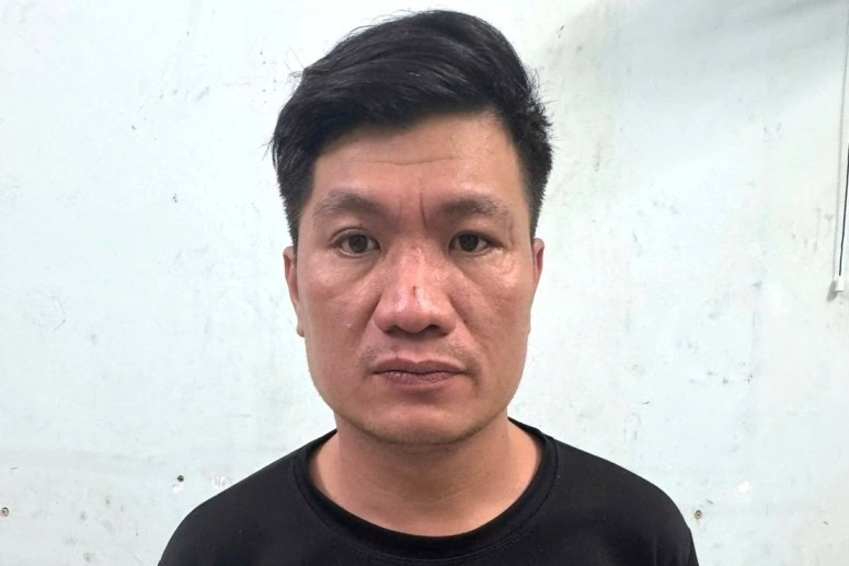  Tạm giữ khẩn cấp nam thanh niên hành hung người phụ nữ 60 tuổi tại quán ăn 