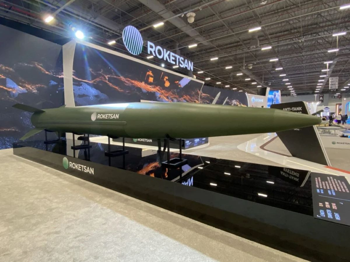 Tên lửa Tayfun Block 4 3.jpg