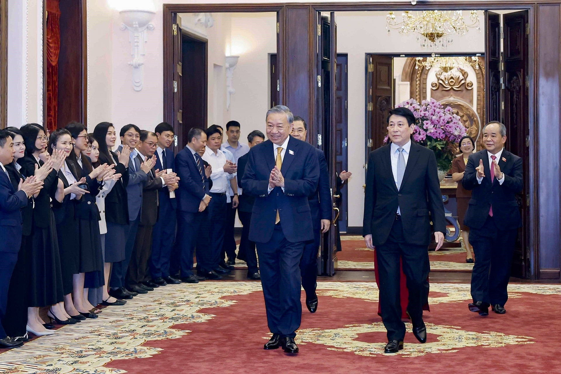 Tổng Bí thư, Chủ tịch nước Tô Lâm gặp mặt cán bộ Văn phòng Chủ tịch nước