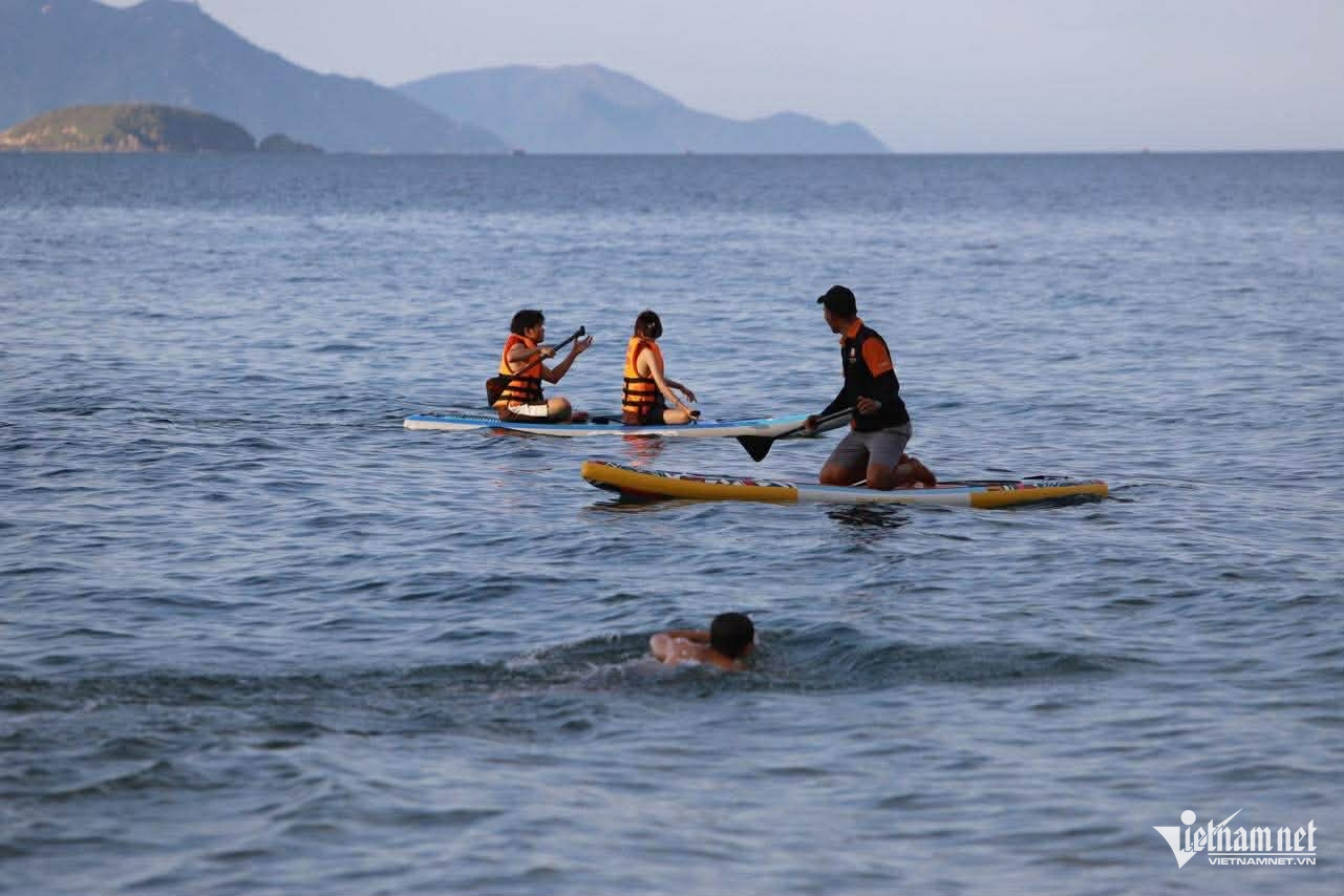 W-305eaa2c ad2a 4ede a42c e7cf6d754c81.jpg