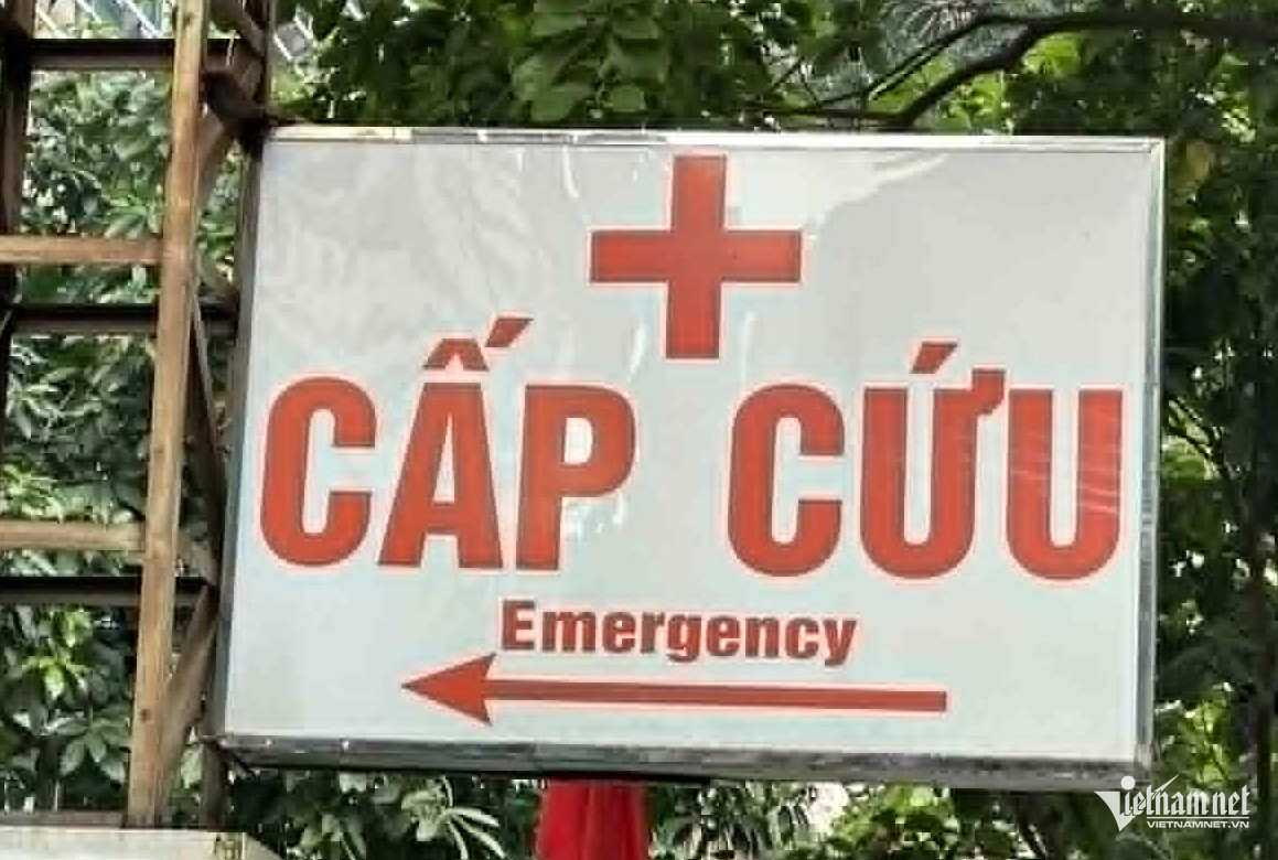 W-cap cuu gap.jpg
