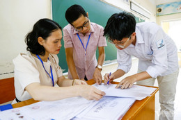 W-THPT Nhân Chính (Phạm Hải)_8415.jpg