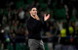 www_thesun_co_uk arsenal manager mikel arteta applauds 1072018626 (1).jpg