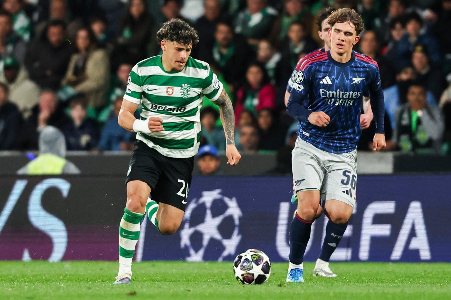 www_thesun_co_uk arsenal manager mikel arteta applauds 1072018626.jpg