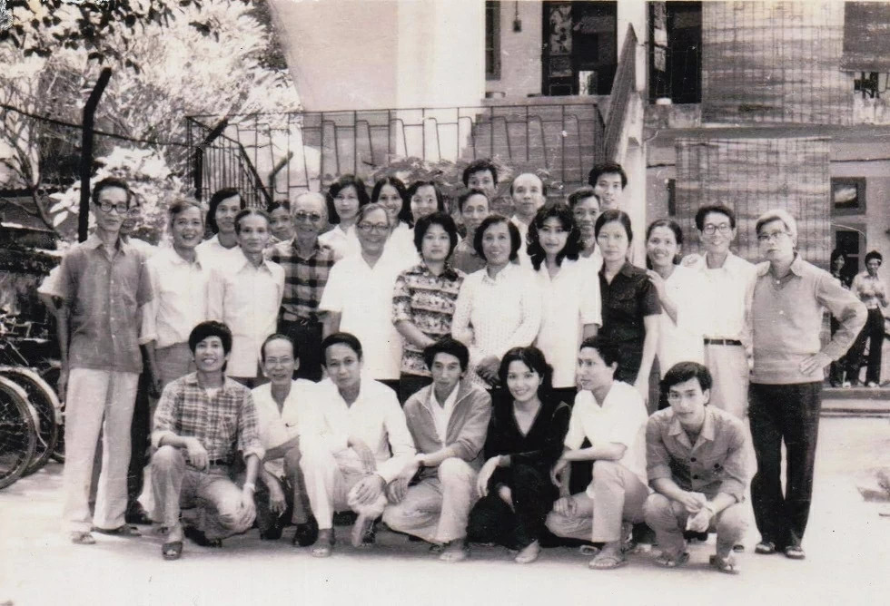 6so 15 hanh trinh 80 nam cua ban linh tan tam tan luc va cong hien 20260408152607.webp