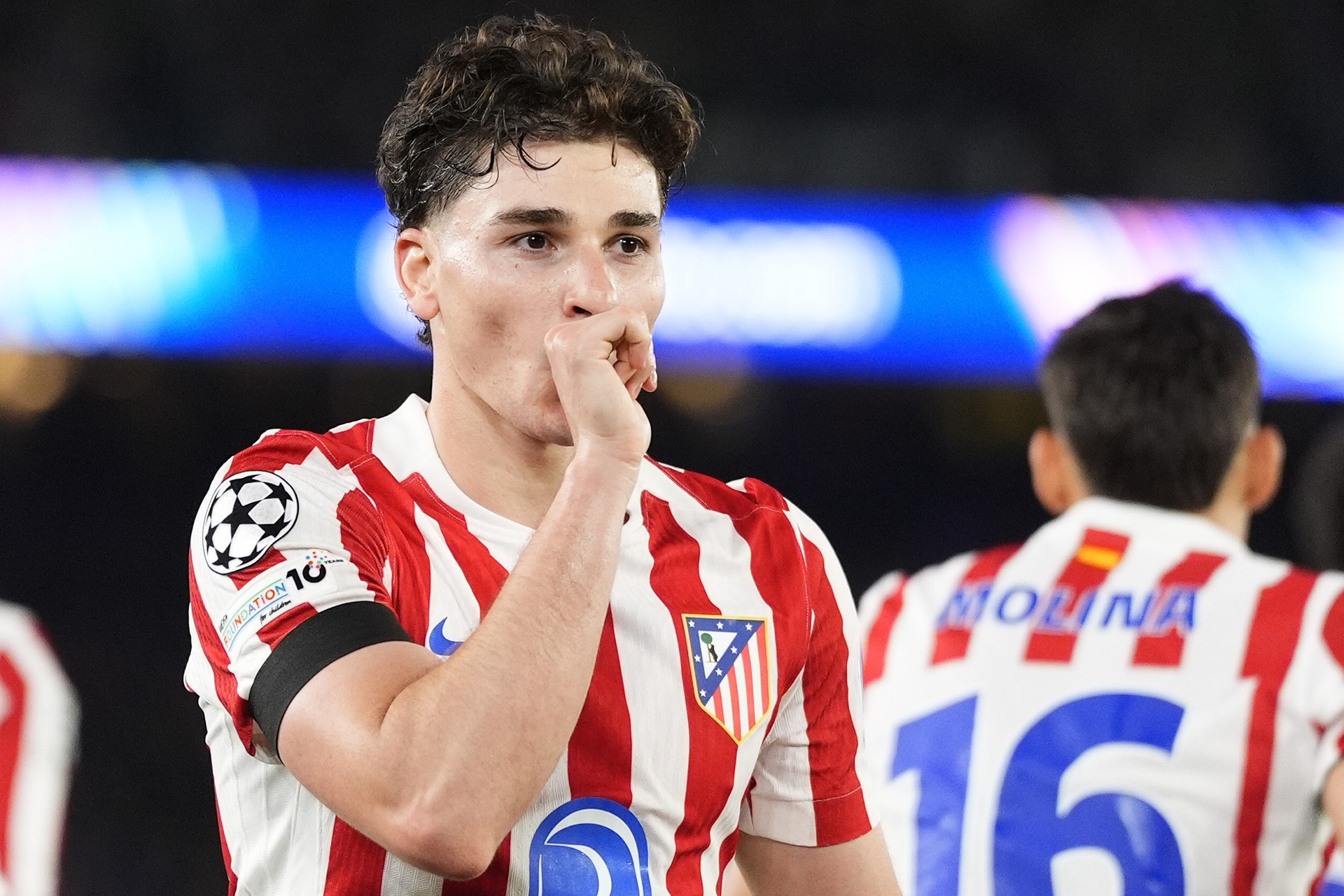 Atletico đánh bại Barca: Điệu tango hoàn hảo của Julian Alvarez