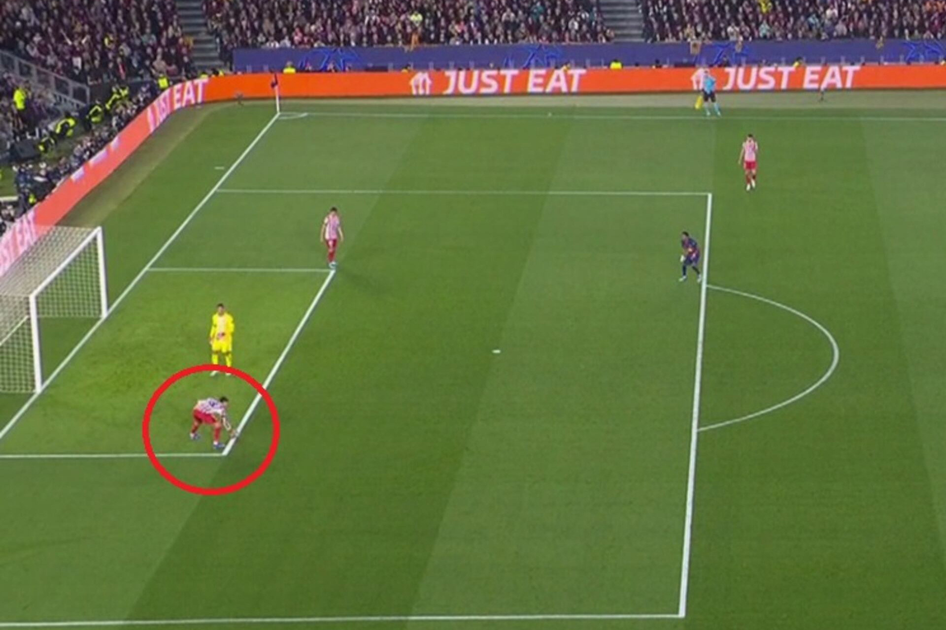 Barca thua Atletico vì bê bối khó tin của trọng tài