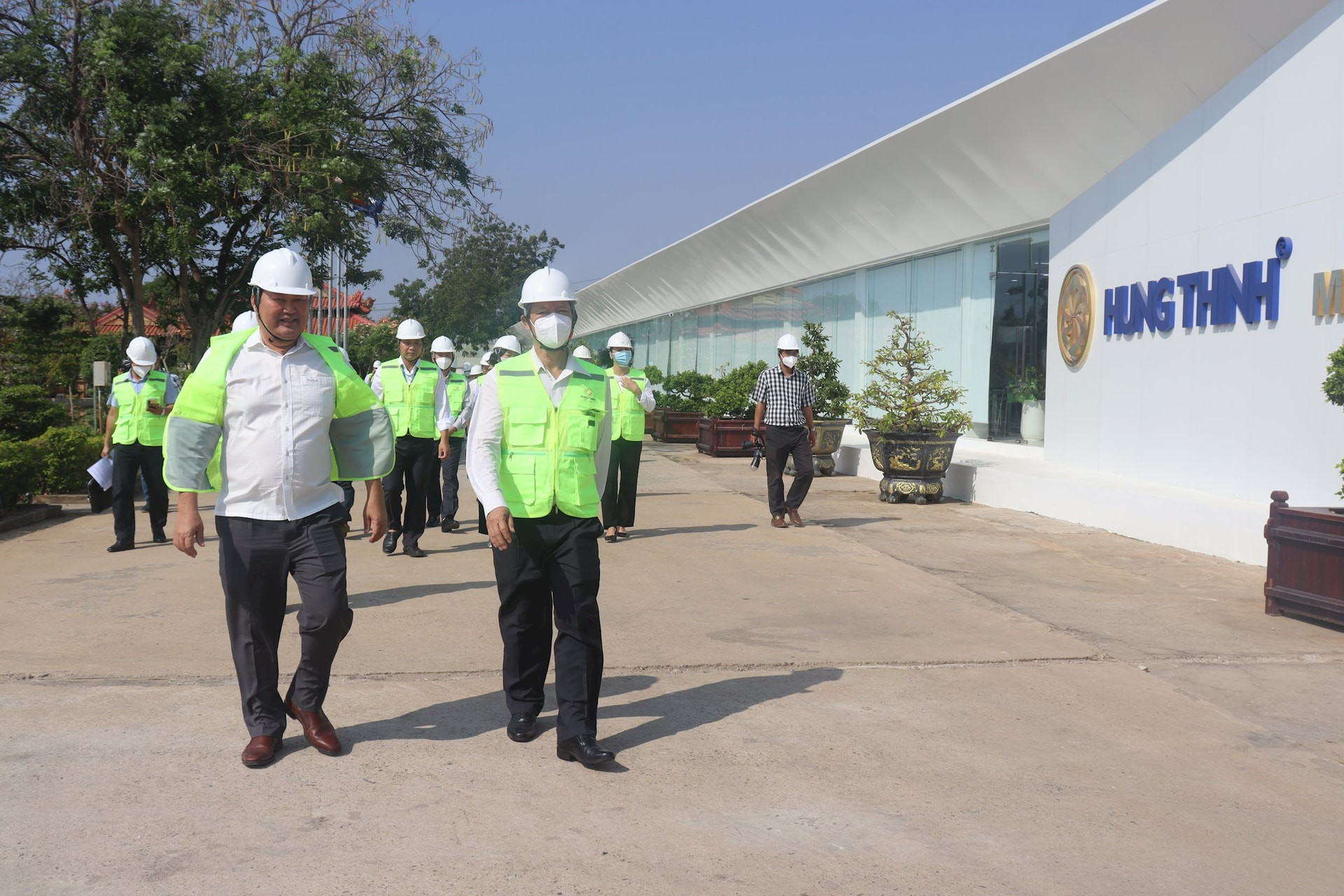 CHủ tịch Hưng Thịnh.jpg