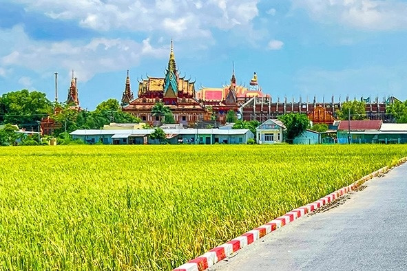 Đồng bào Khmer đón mùa Tết Chôl Chnăm Thmây khởi sắc