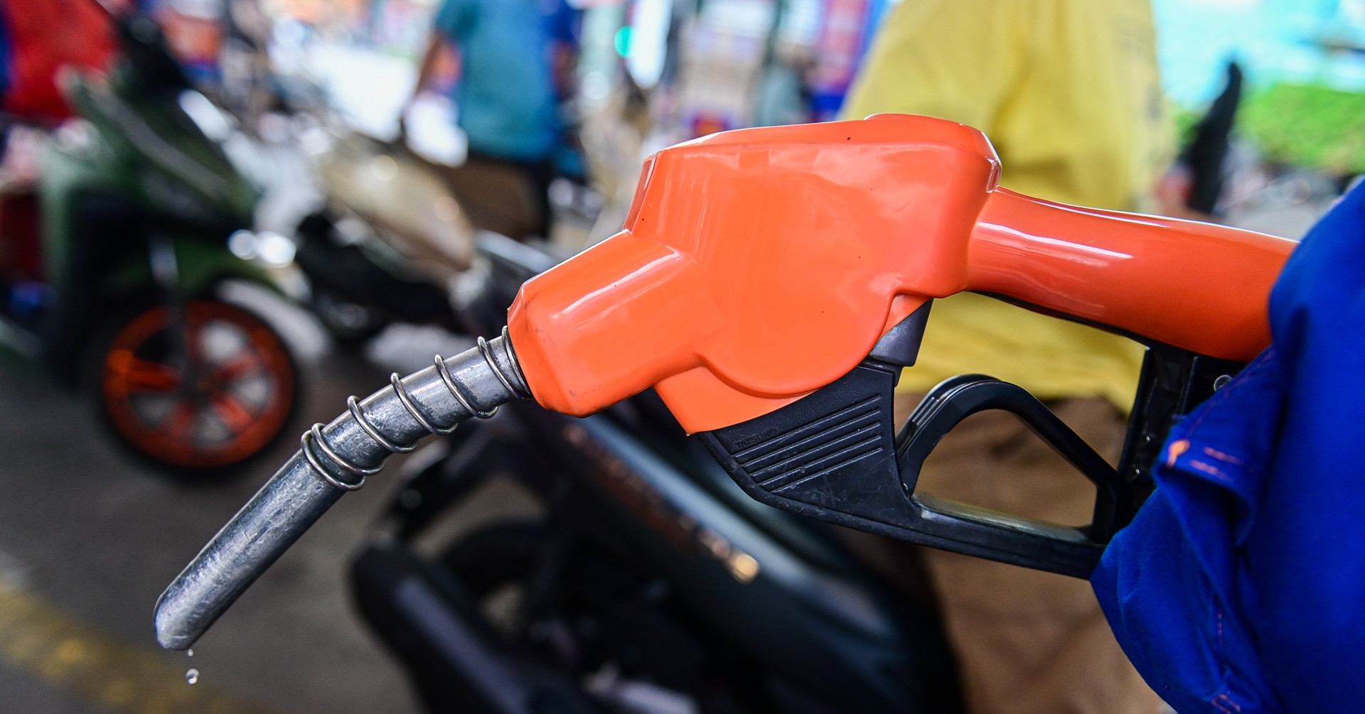 Giá xăng dầu hôm nay 9/4: Dầu hồi phục sau phiên giảm sâu, giá xăng dầu trong nước giảm mạnh