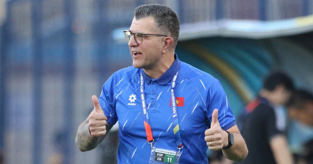 HLV Cristiano Roland nói thẳng về con trai của Quang Hải