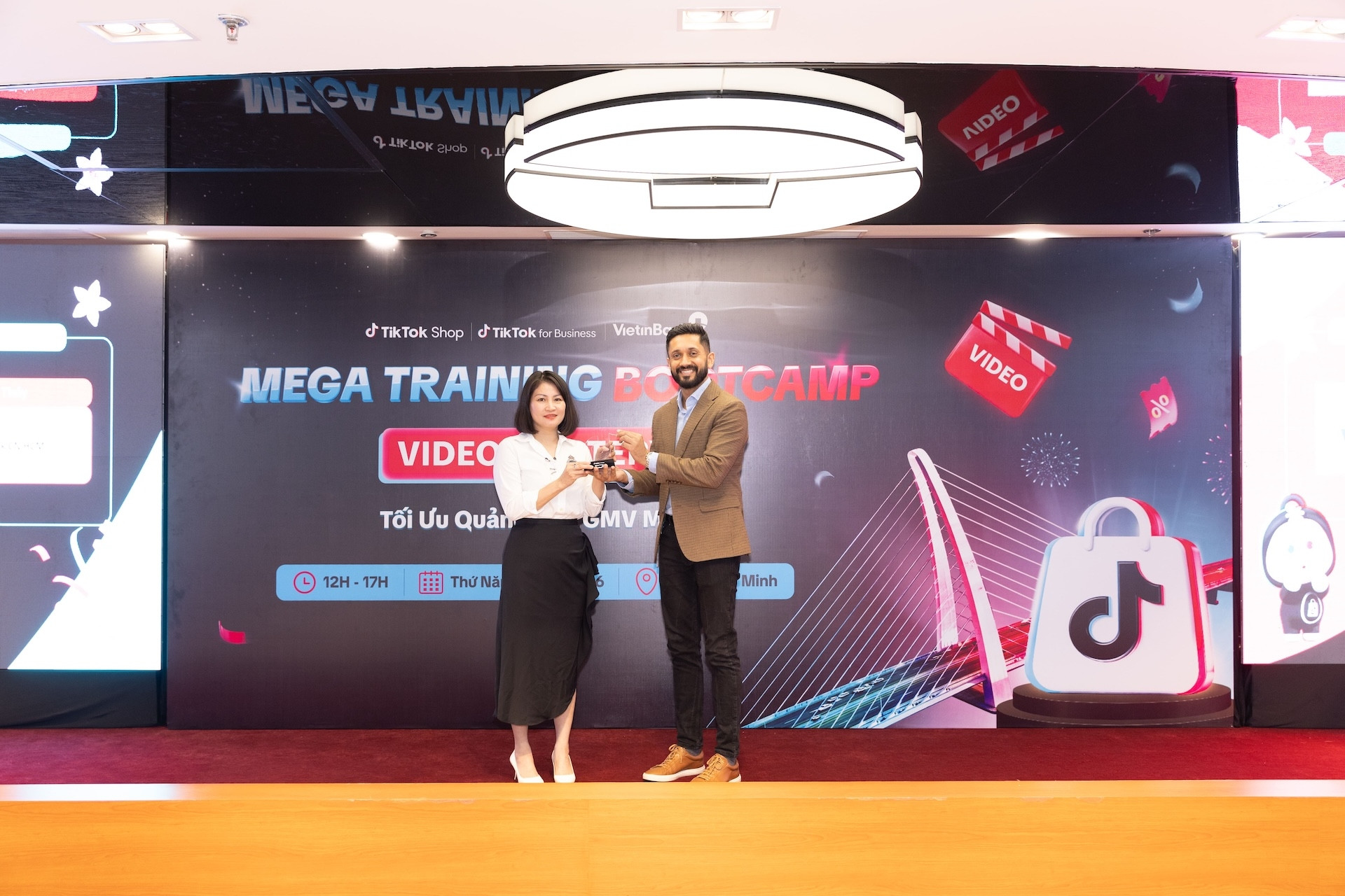 Mega Training Bootcamp: 600 nhà bán hàng cùng VietinBank, TikTok Shop thực chiến