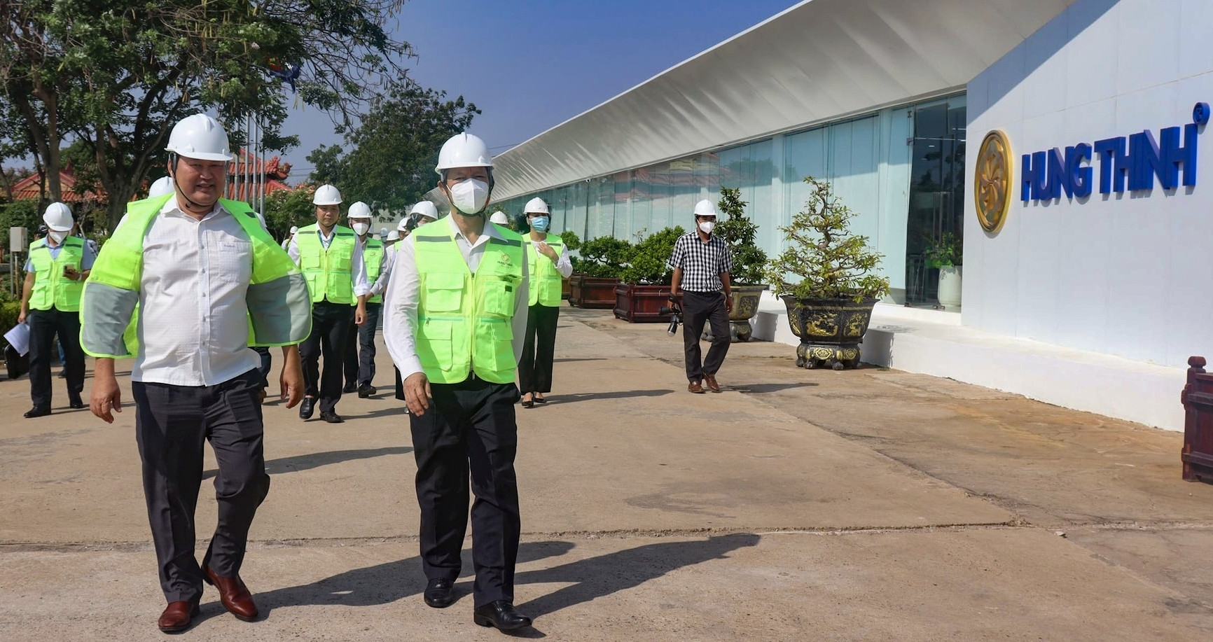 Ngân hàng chuẩn bị đấu giá khoản nợ liên quan đại gia Phan Thành Muôn