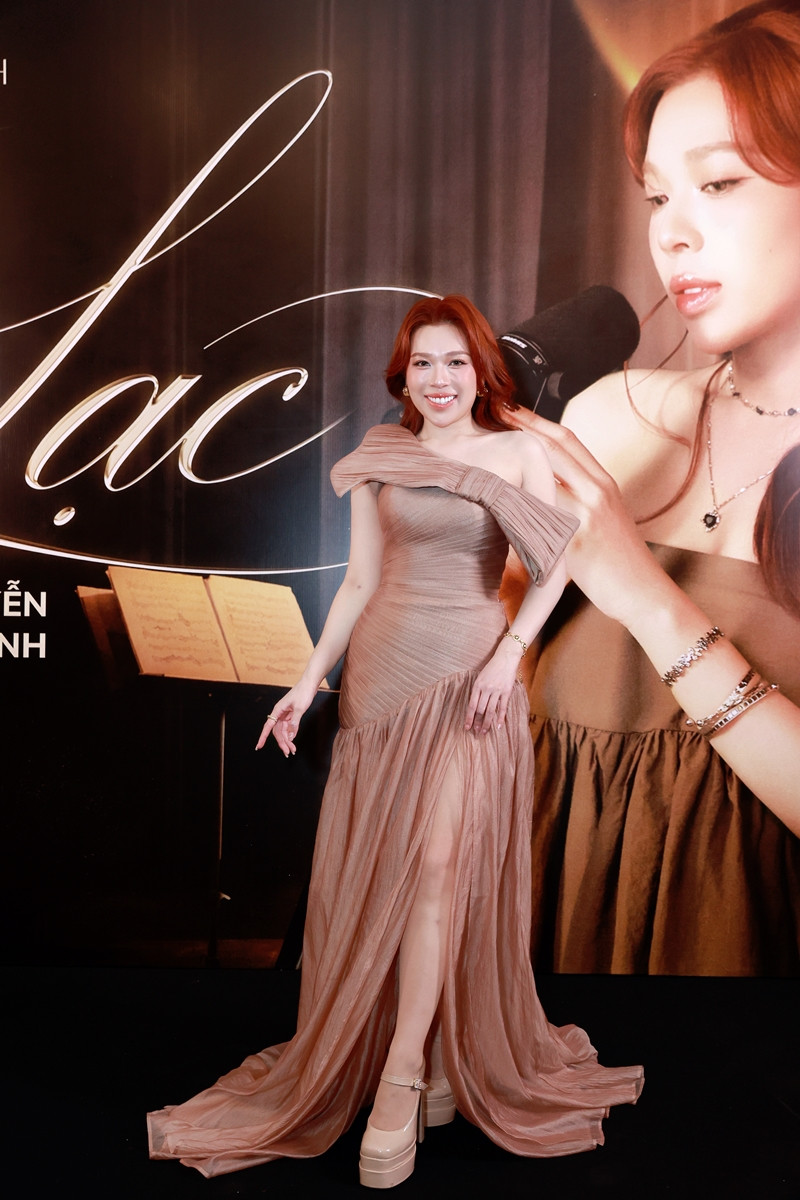 Nguyen Kieu Oanh 003.jpg