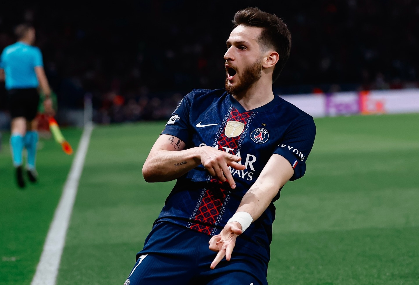 PSG giành lợi thế lớn trước Liverpool