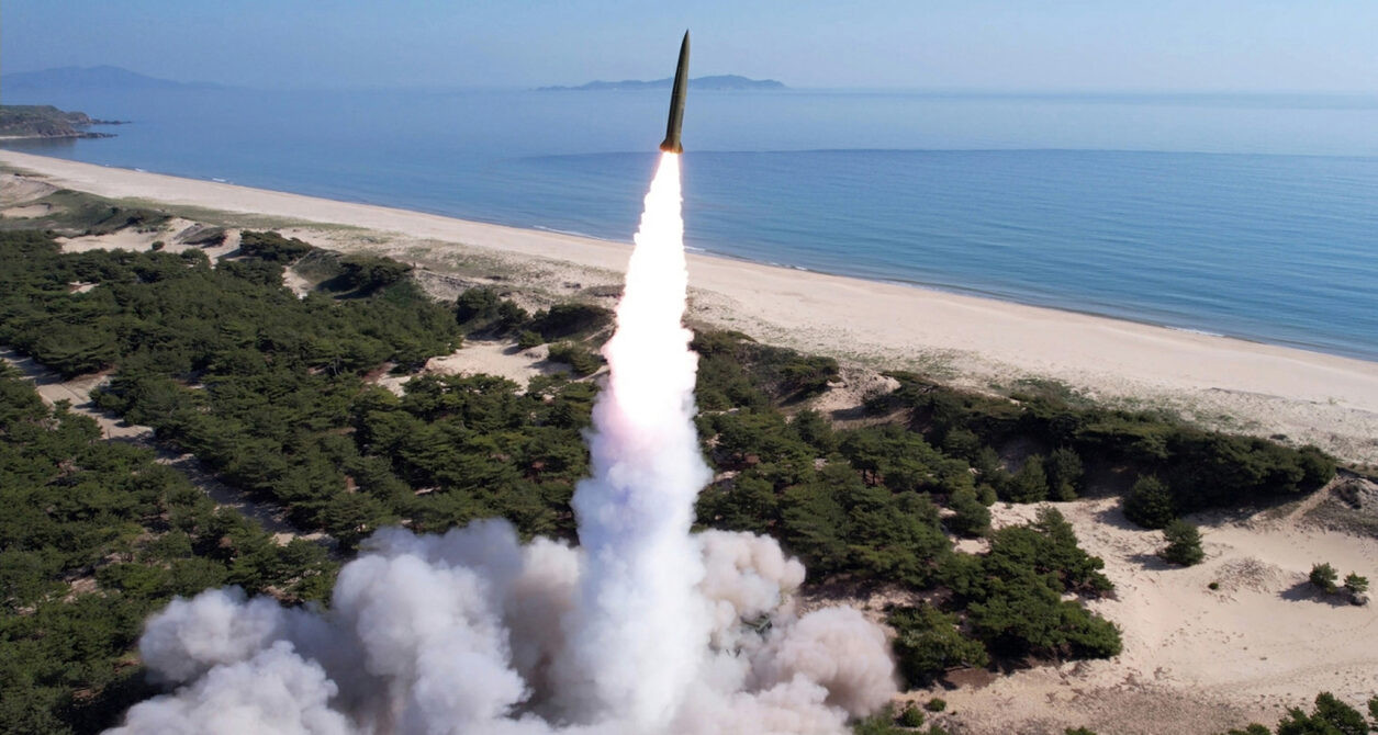 tên lửa Hwasong 11 Ka Triều Tiên 3.jpg