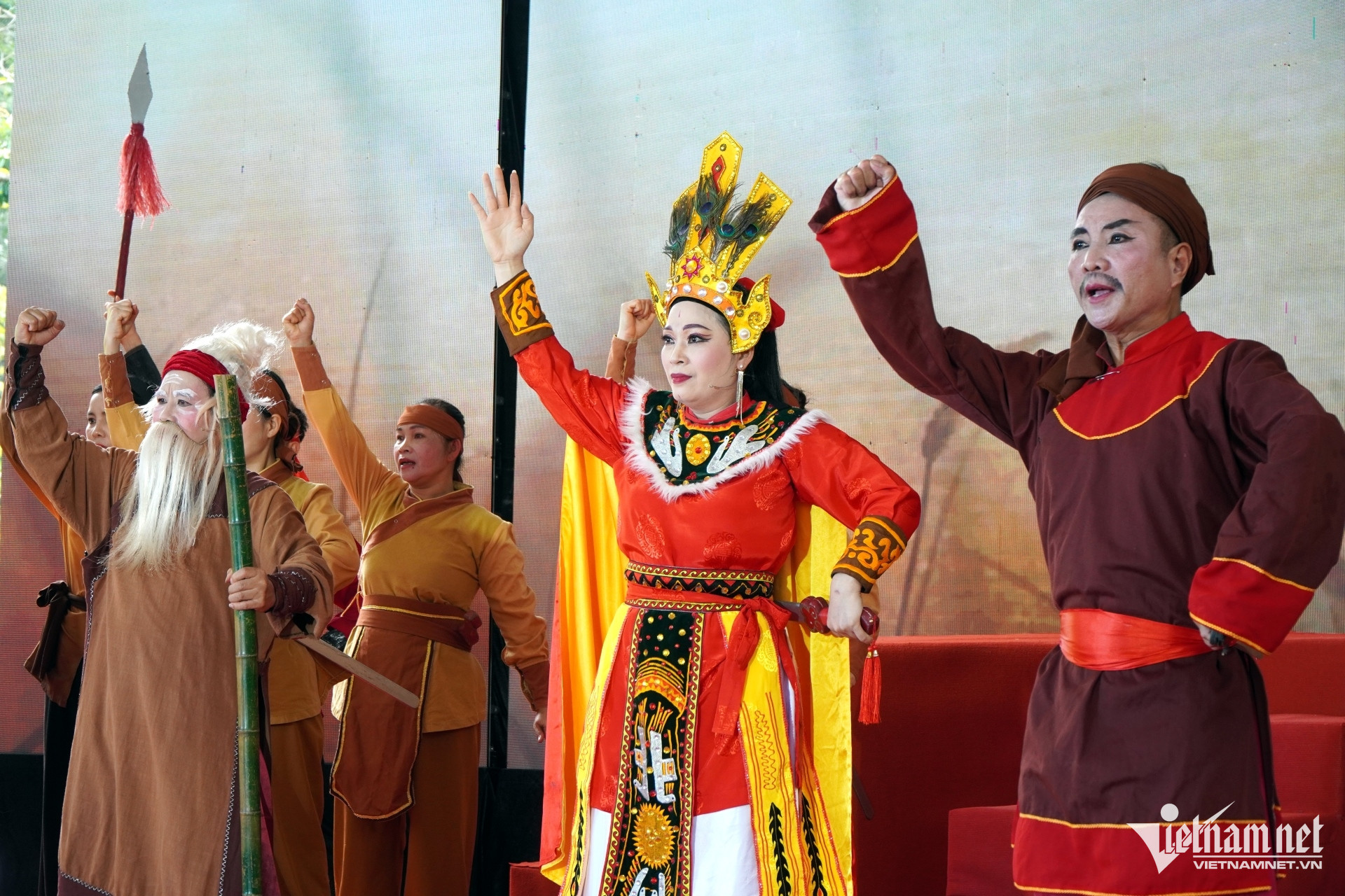 W-a5Lễ hội đền Bà Triệu.JPG.jpg