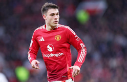 www_thesun_co_uk manuel ugarte manchester united emirates 976618464.jpg