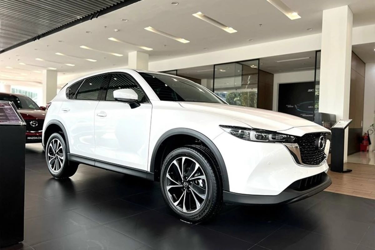 Xả hàng tồn kho, Mazda CX-5 phá đáy thị trường xe SUV cỡ C, giá dưới 700 triệu